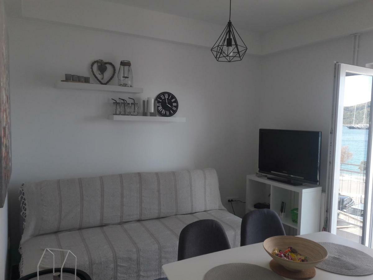 Apartment Tea 2 Primošten Eksteriør bilde