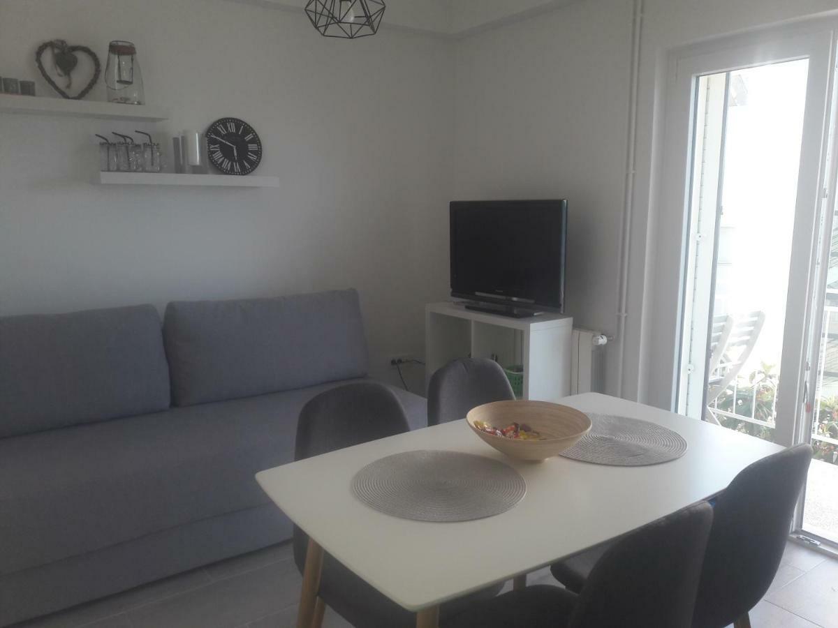 Apartment Tea 2 Primošten Eksteriør bilde
